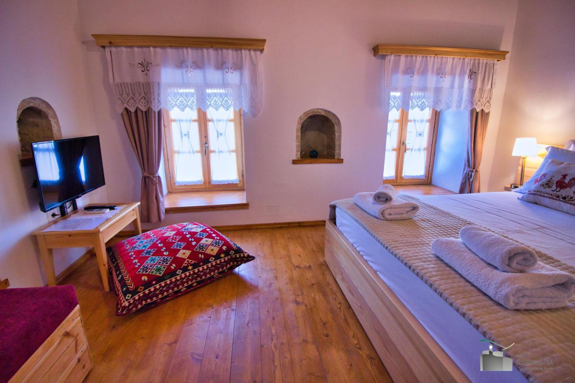 Argyropolis Boutique Hotel Gjirokastër Buitenkant foto